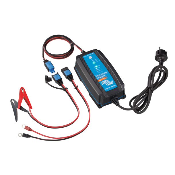 Blue Smart IP65 Charger 12/15(1) 230V CEE 7/17 Retail